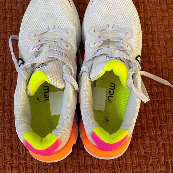 Nike Womens Renew Run in Platinum Pink Blast size 9.5 - Picture 5 of 8